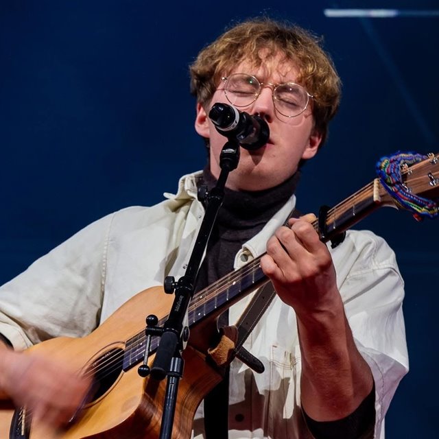 Håpsgudstjeneste 1st søndag i Advent. Sang og musikk av Cyria med barna, Helge Johan og  Frode Pedersen, Daniel Granum og Egil Granum. Andakt ved Ivar Granum. Hjørne for barna. Kirkekaffe