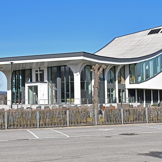 Felleskirkelig nattverdgudstjeneste på Skjærtorsdags kveld. Mange deltar, se nærmere annonsering.